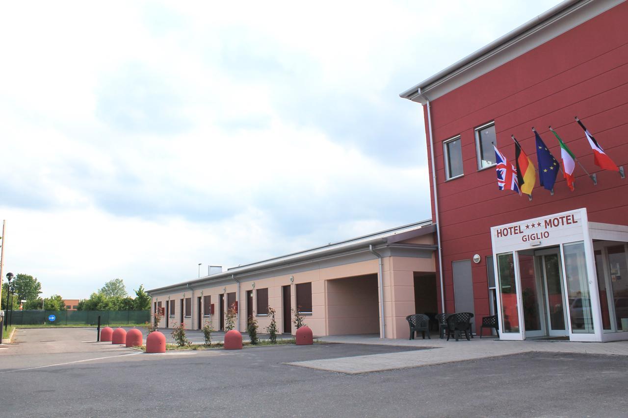 Hotel Motel Giglio Viadana Екстер'єр фото